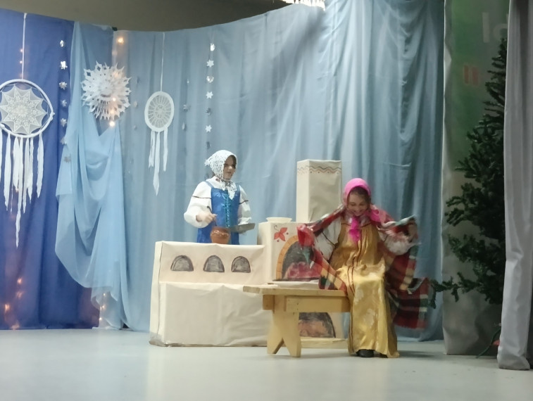 Премьера спектакля "Мороз Иванович".